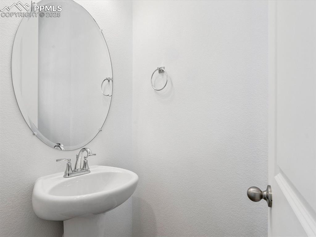 7894 Rainy Creek Trail photo 2