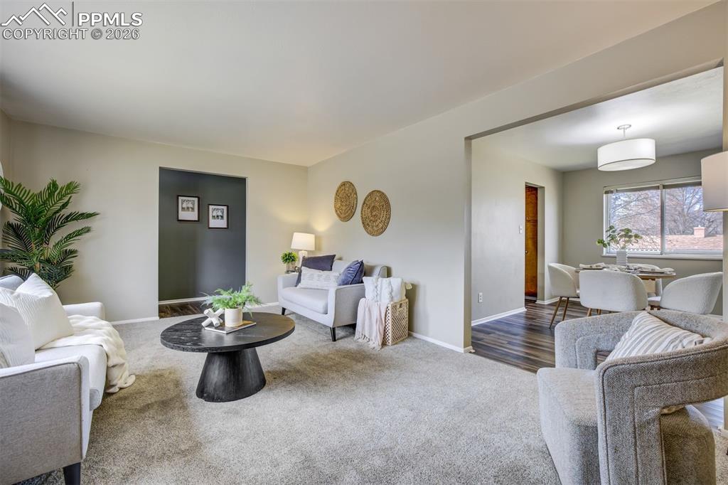 Great flow into the formal dining room