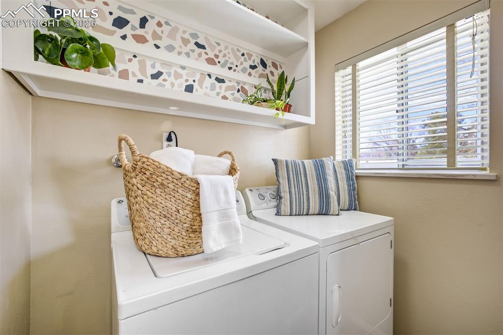 Laundry room with pocket door