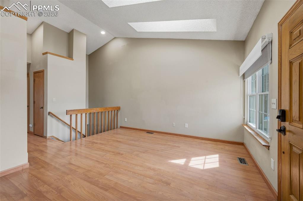 2552 Blazek Loop photo 3