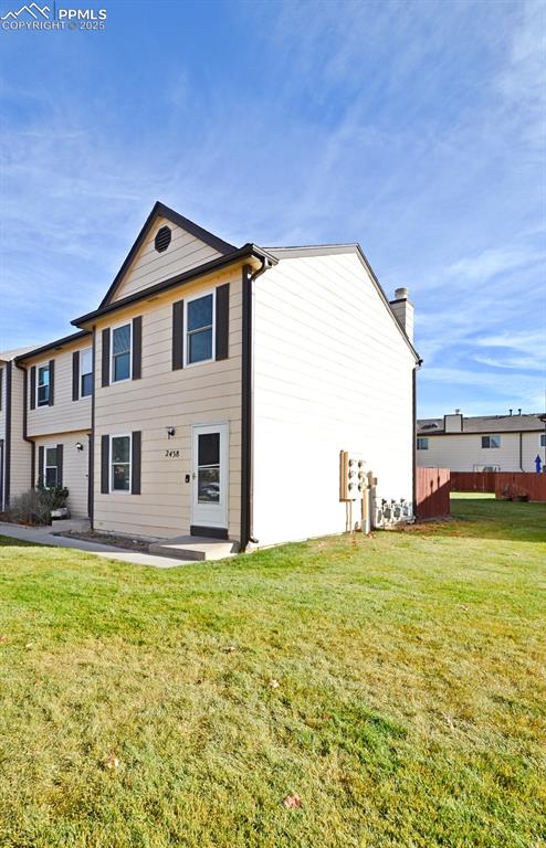 2438 Lexington Village Lane photo 3