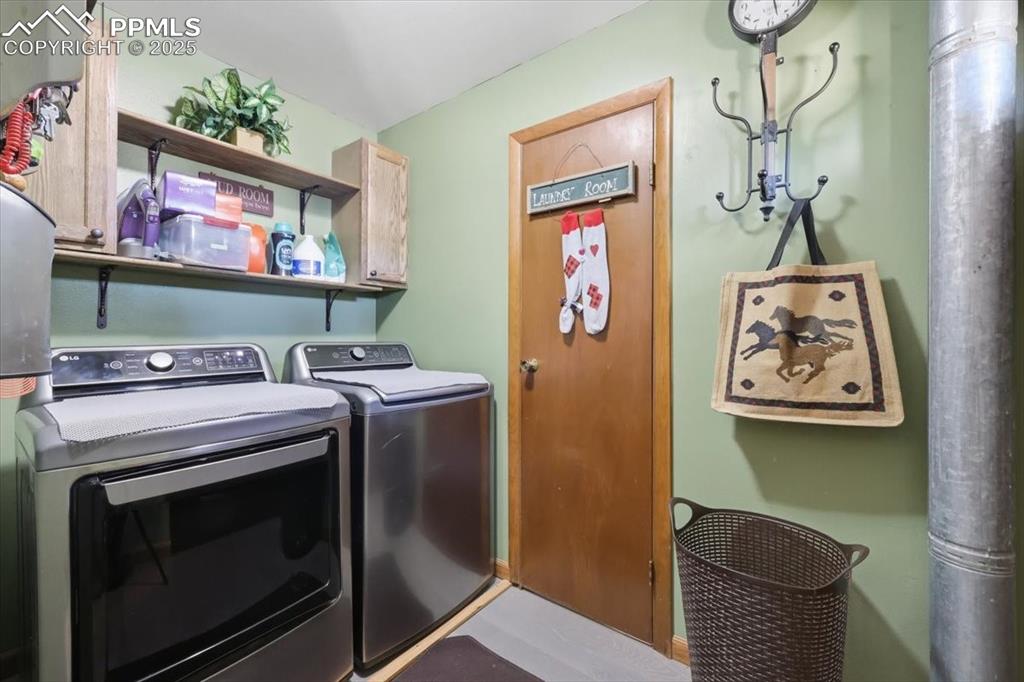 Main floor laundry area, washer and dryer are not included