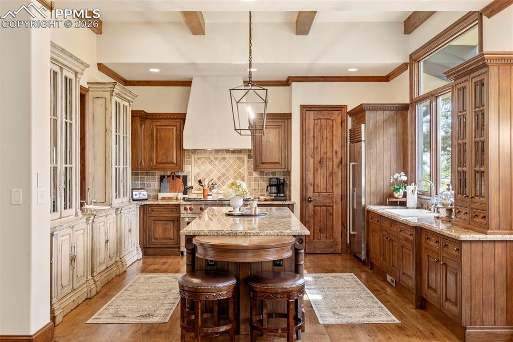 740 Silver Oak Grove