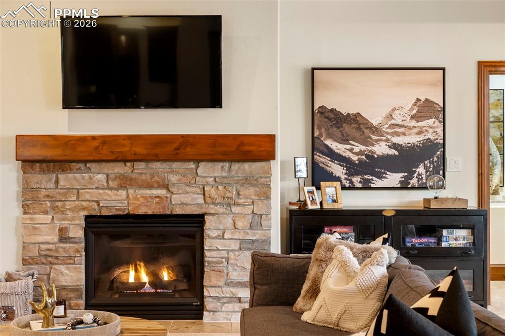 740 Silver Oak Grove