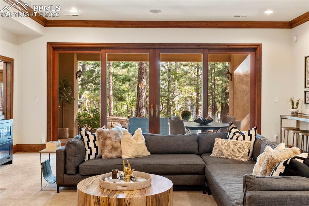 740 Silver Oak Grove