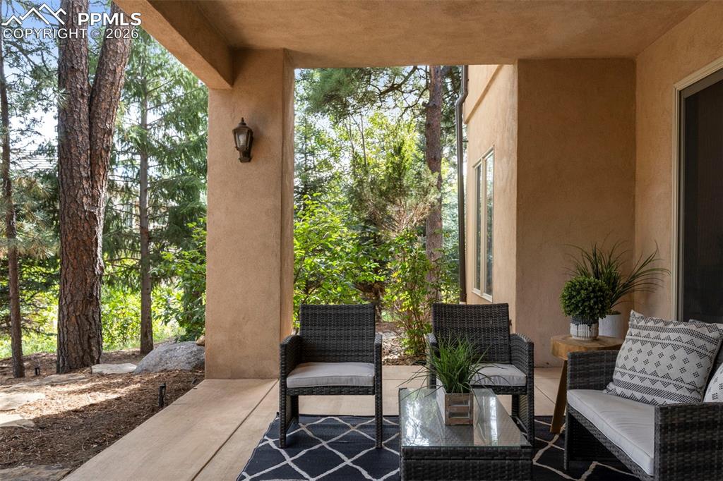 740 Silver Oak Grove