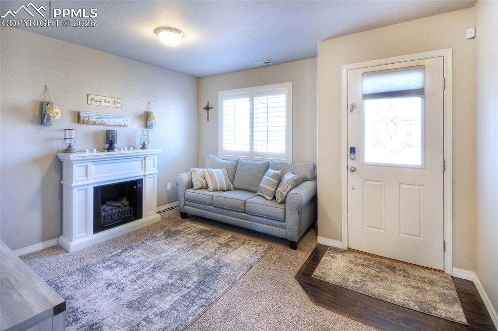 7487 Benecia Drive photo 2