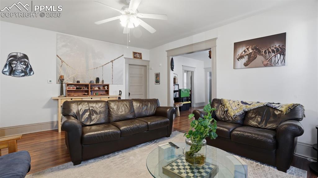 1011 W Pikes Peak Avenue