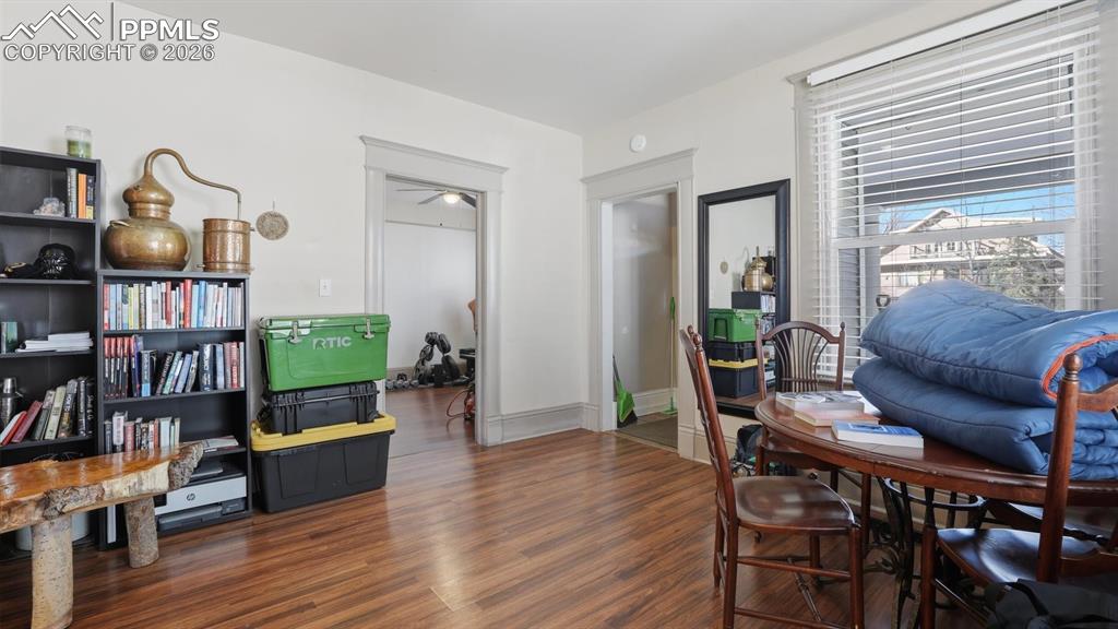 1011 W Pikes Peak Avenue photo 3