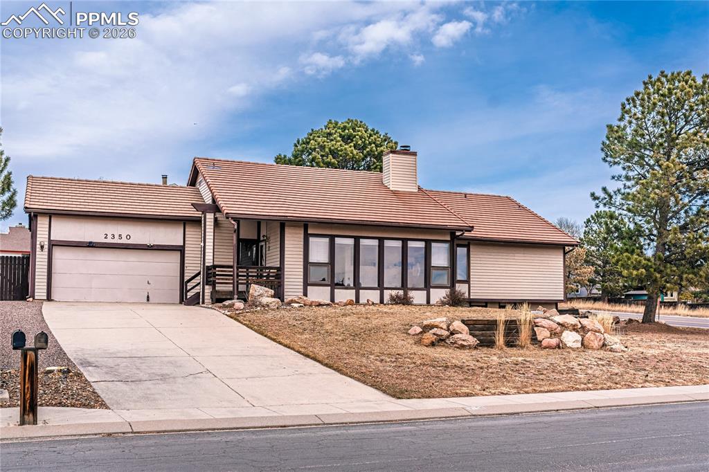 2350 Stoneridge Drive photo 3