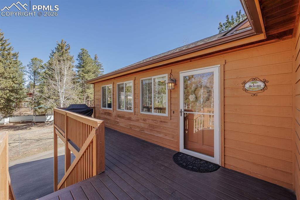 1505 Sunshine Circle photo 3