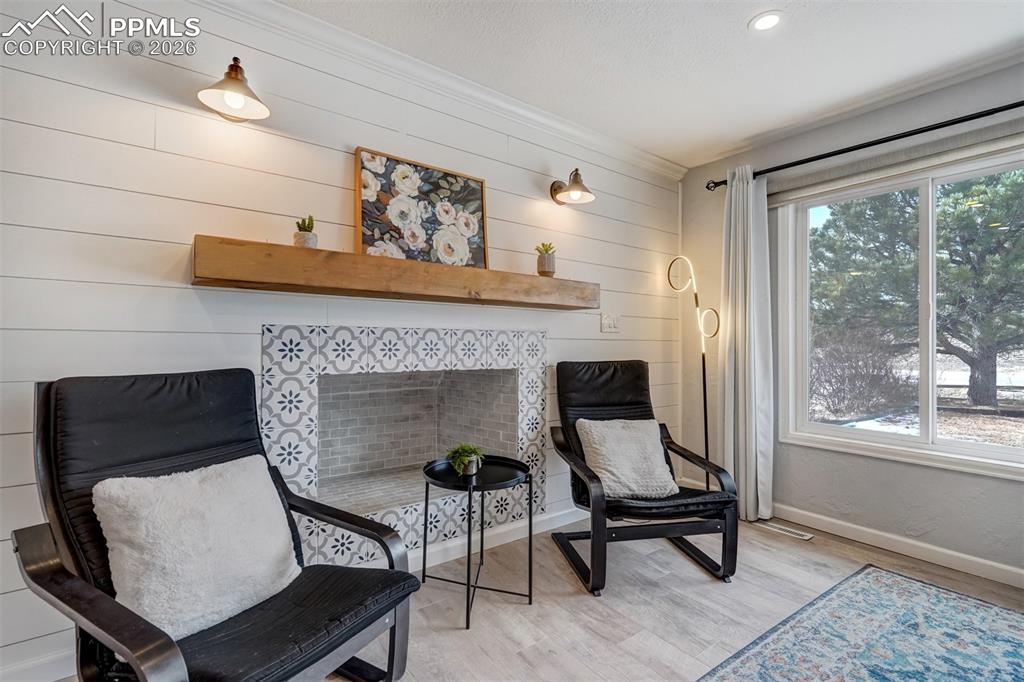 244 Mitchell Avenue photo 3