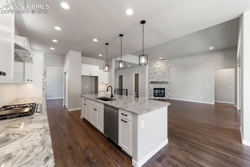 Same floor plan, different house for demonstration 