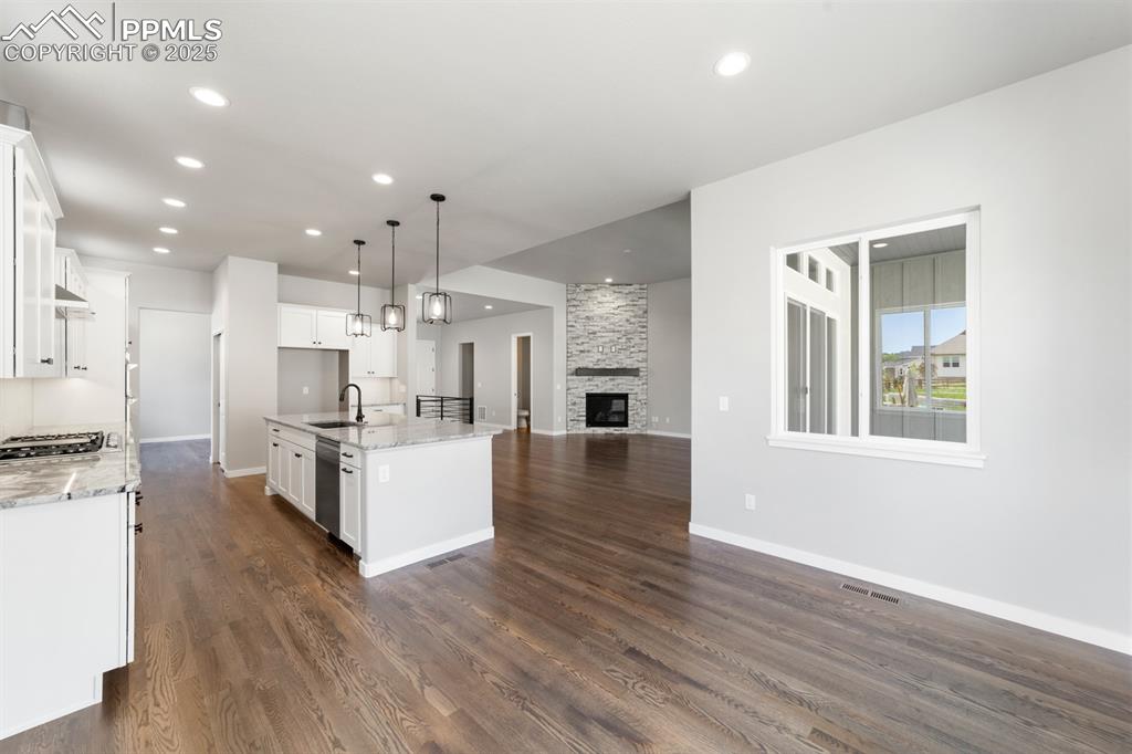 Same floor plan, different house for demonstration 