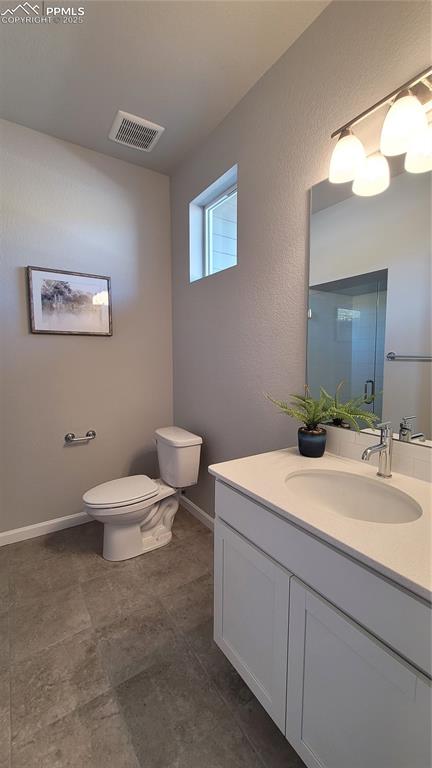 Ensuite to Main Level Bedroom! 