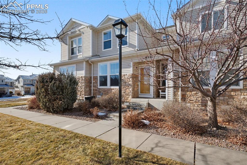 6221 Sierra Grande Point