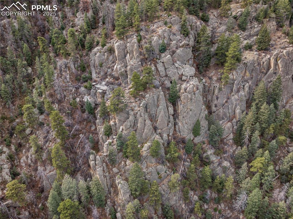 Aerial view of property and surrounding area