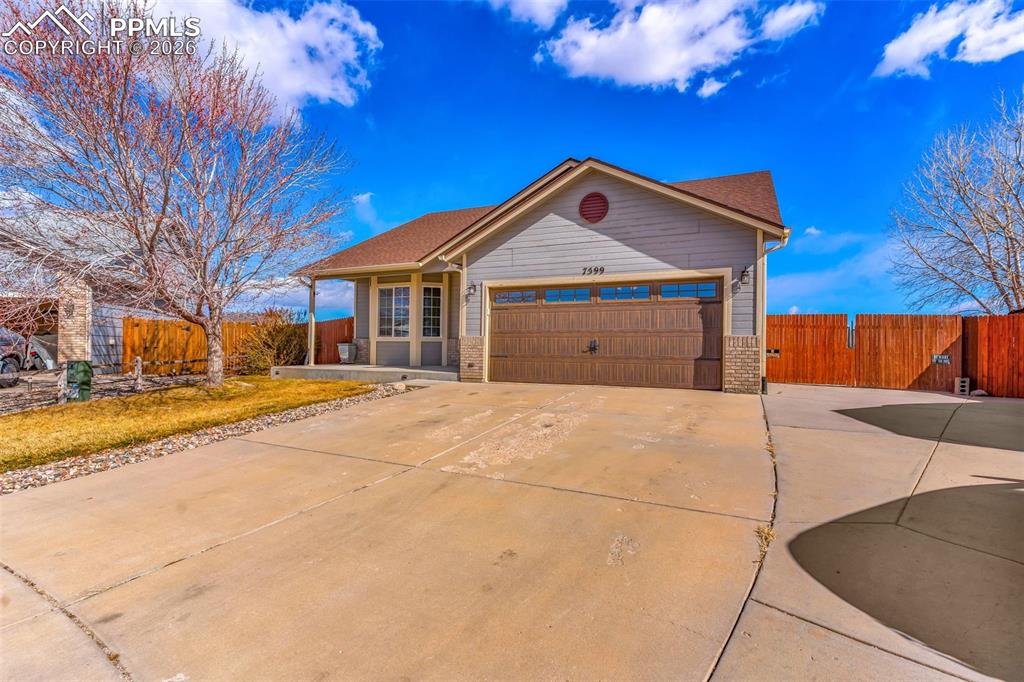 7599 Sailwind Drive photo 3