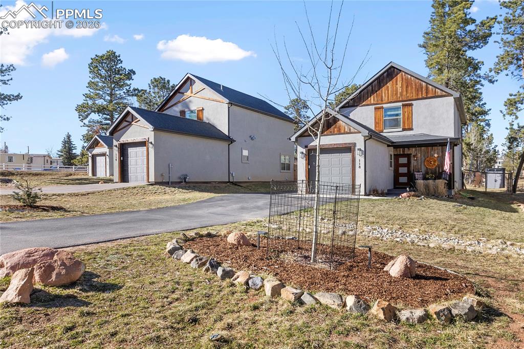 118 E Chester Avenue photo 2