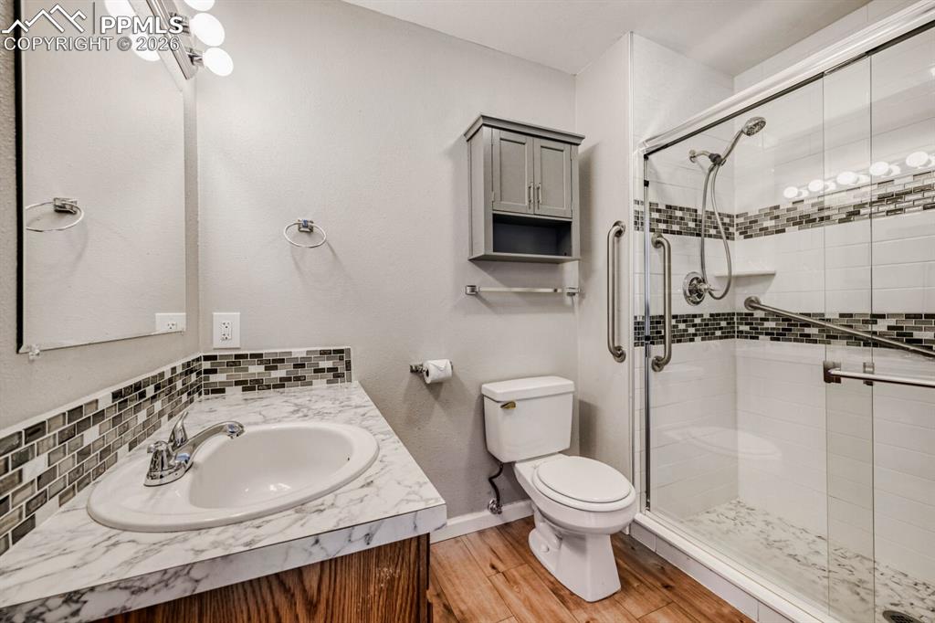Walk in shower and ample floor space