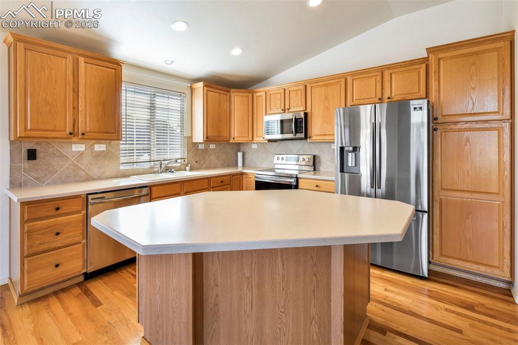 11791 Laurelcreek Drive photo 3