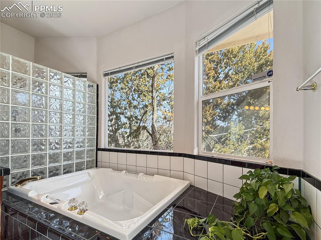 cedar floor in the walkin closet