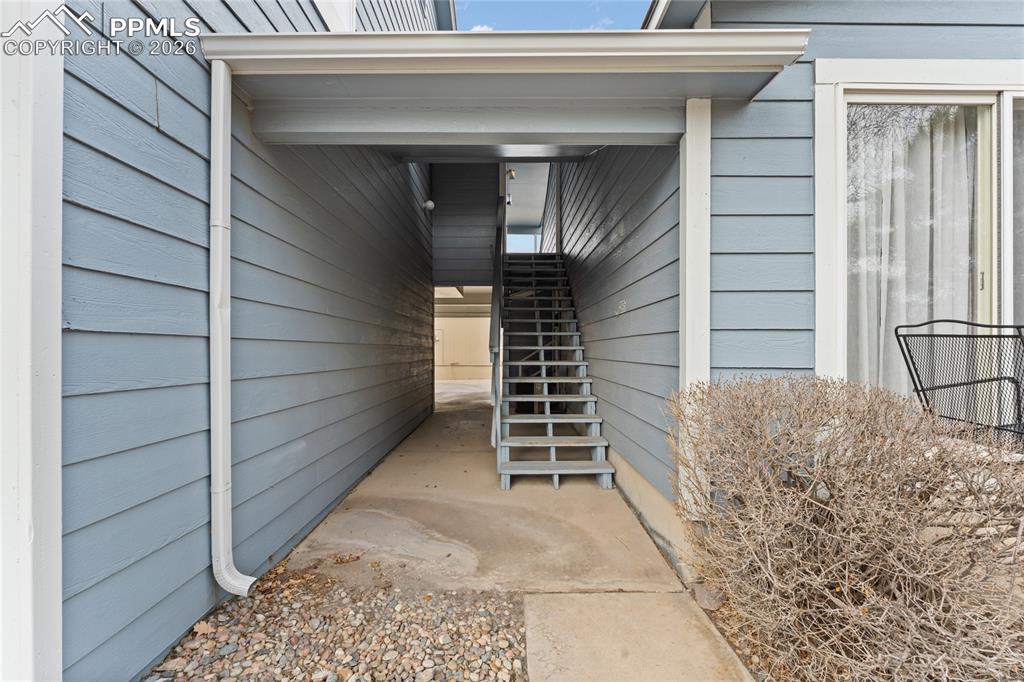 2835 Hearthwood Lane photo 3