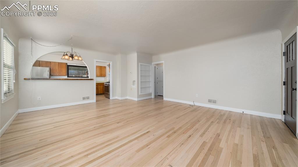 814 Custer Avenue photo 3