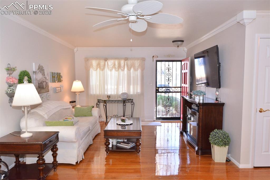 232 S Garo Avenue photo 3