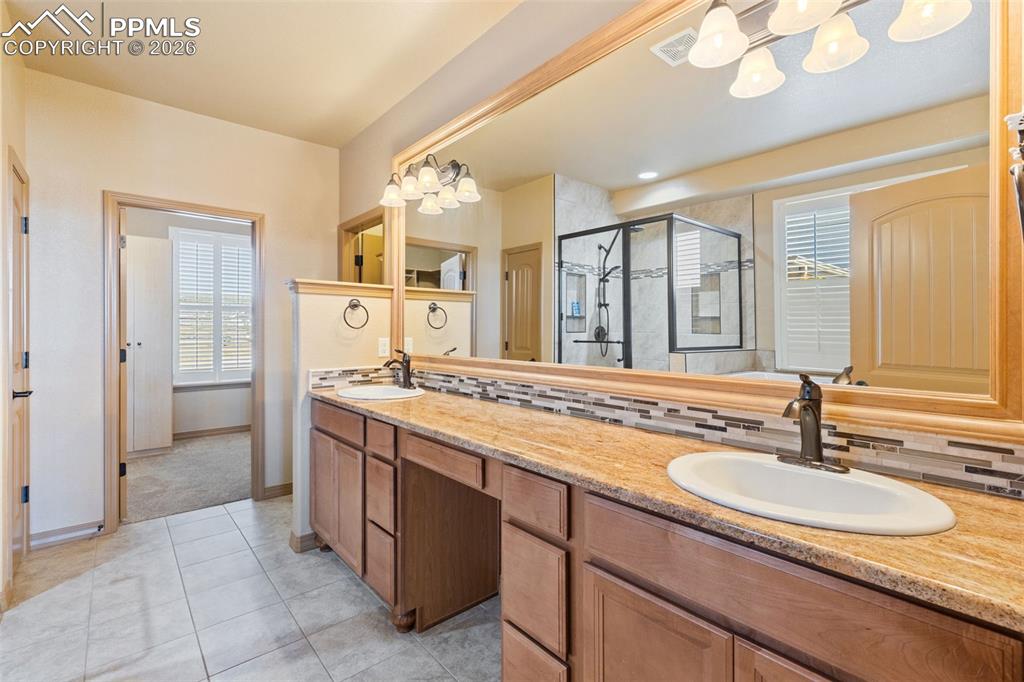 Cozy master bath with heated floors 