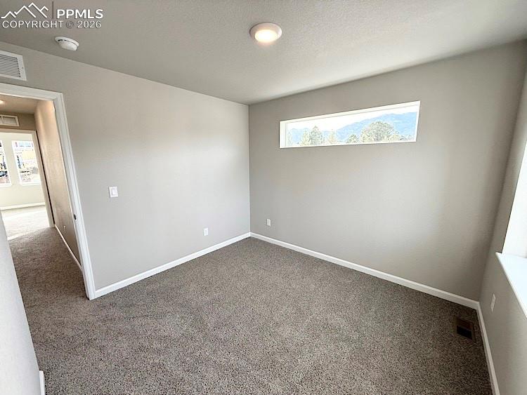 2 Bedroom with an attached bathroom and walk-in closet!