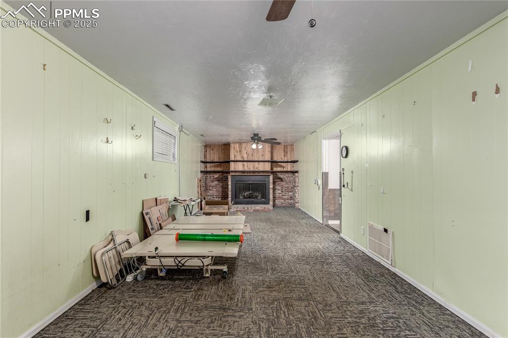 914 Arrawanna Street photo 3