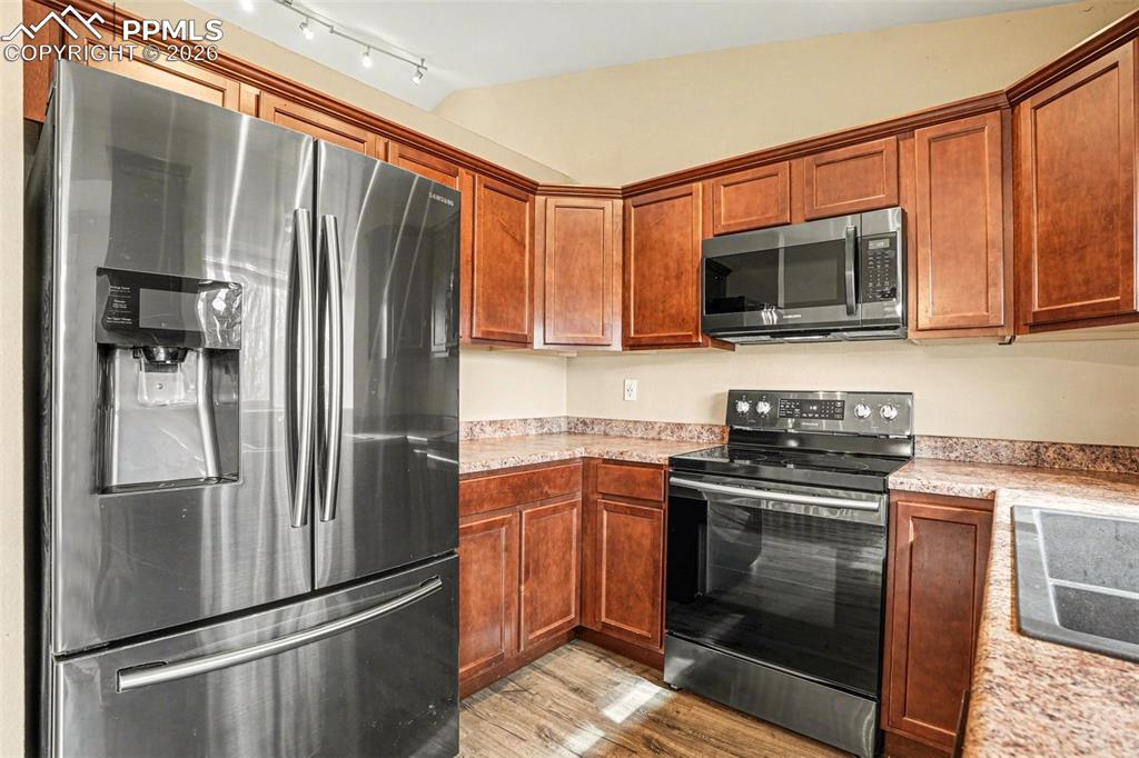 4755 Spacewalk Way photo 3