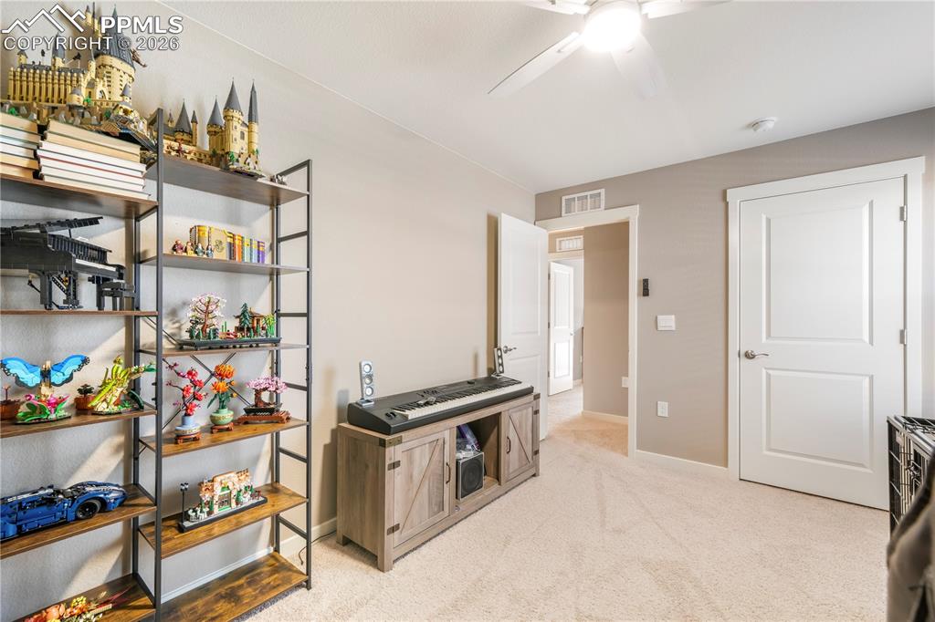 Upstairs 2nd bedroom with walk in closet