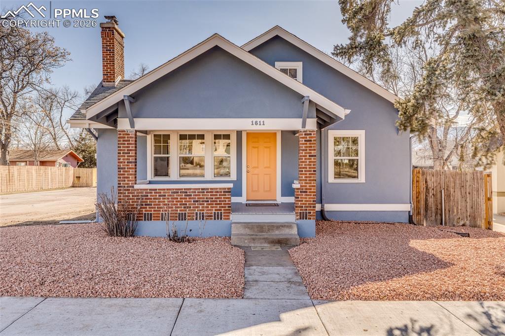 1611 E Platte Avenue photo 2