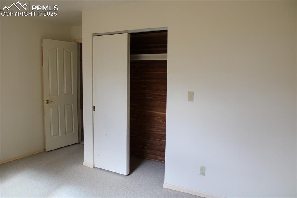 Both lower bedrooms have cedar lined closets.