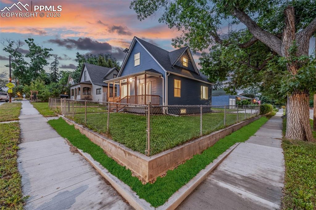 801 E Cache La Poudre Street photo 3