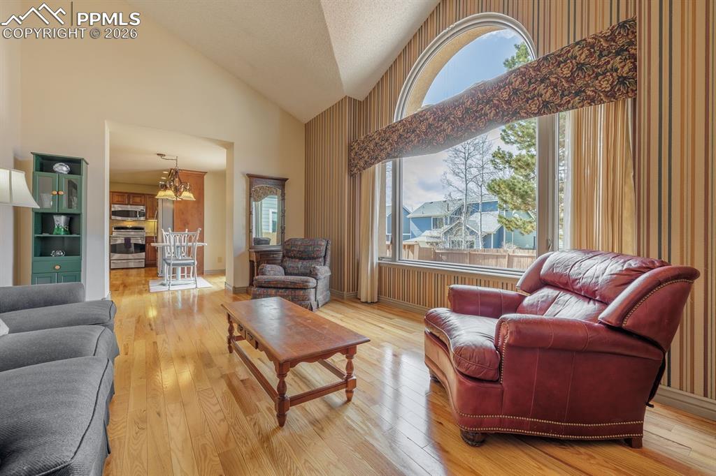 Expansive family room and terrific flowing floor plan on main level