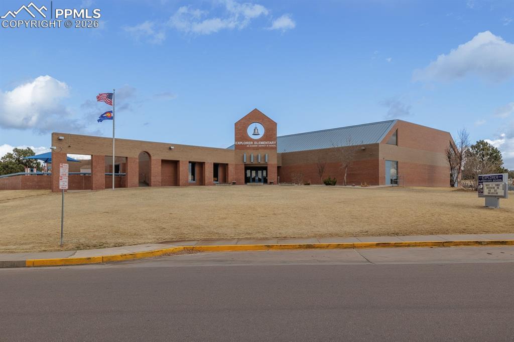 Walk across the street to award winning district 20 elementary school