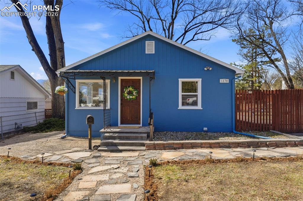 1830 McArthur Avenue