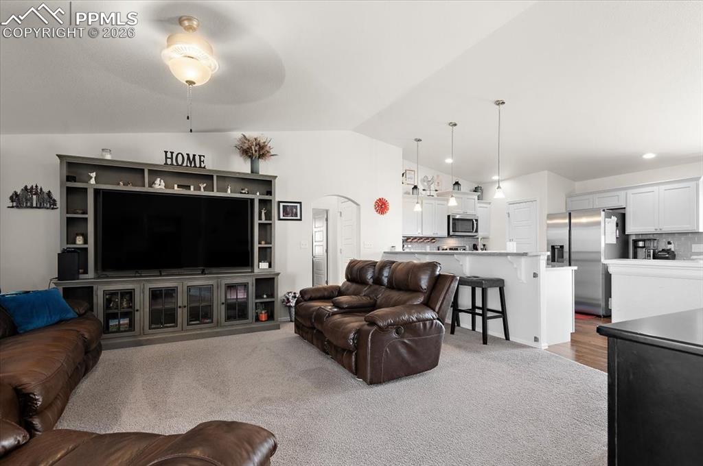 1485 E Ithaca Drive photo 2