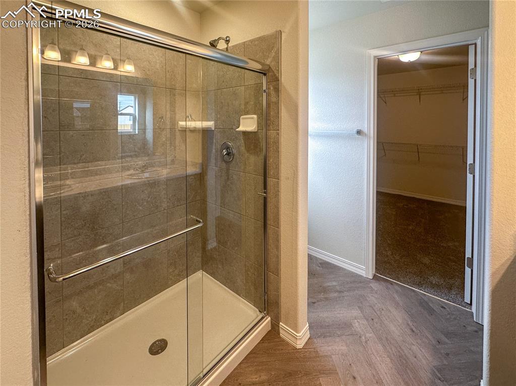 Photos of previous model. Some options may vary.