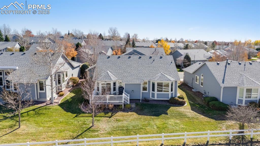 Easy living with lawn maintenance included!