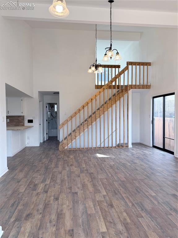 3455 Foxridge Drive photo 2