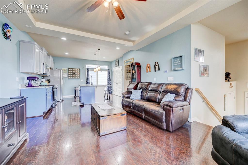 6669 John Muir Trail photo 3