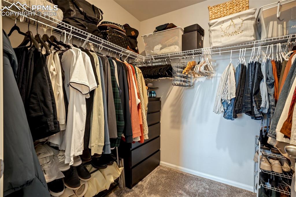 Walk-In Closets