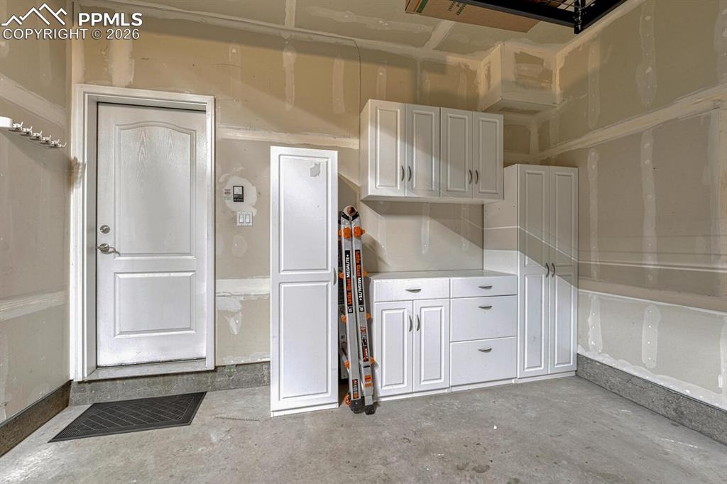 Garage with extra storage space!