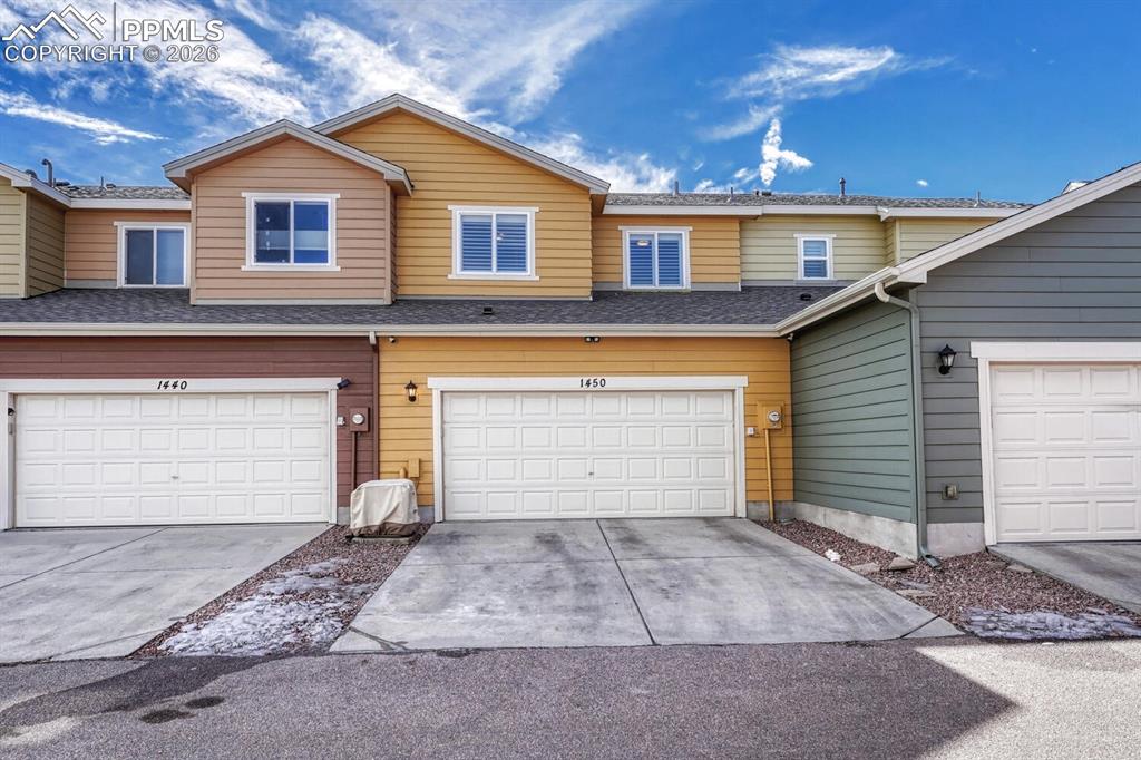 Driveway with alley access