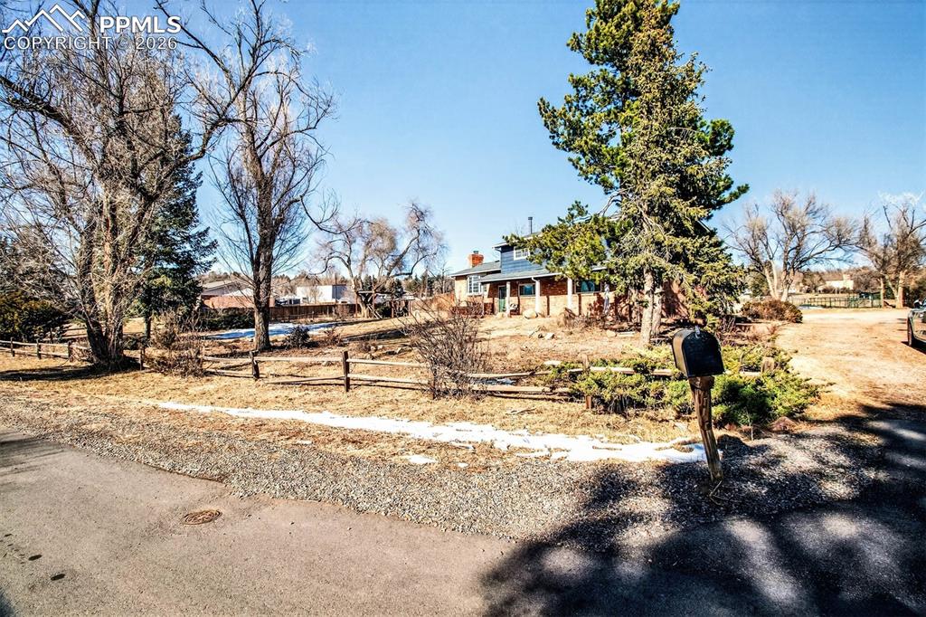 5226 Rocking R Drive photo 3