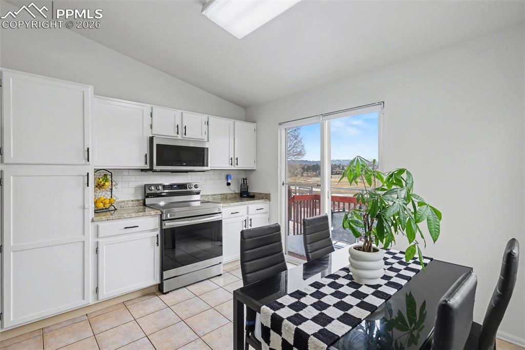 Recently Renovated Kitchen! Can you spot the Views?!